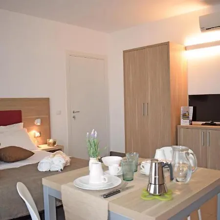 Travini Aparthotel